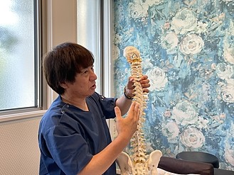 痛くない最先端徒手療法 ライラックローズ健康整体院 整体スクール授業画像